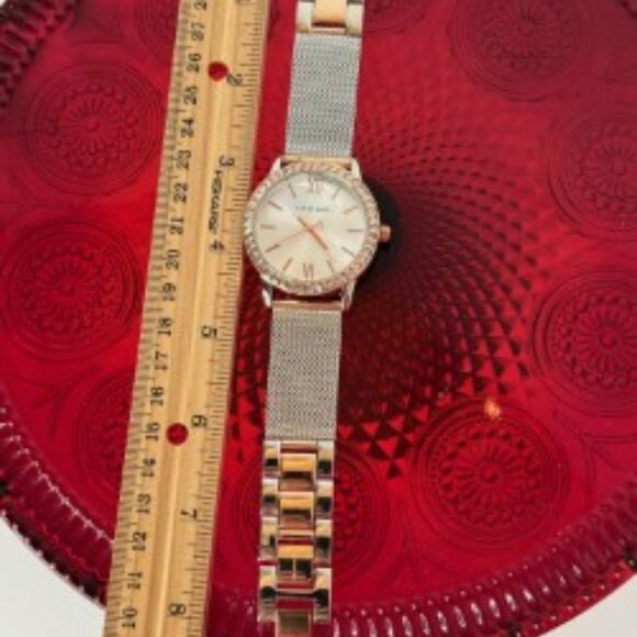 Tahari NIB Watch - Picture 3 of 6